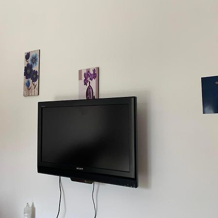 Casa Eleonora Apartment Campofelice Di Roccella Luaran gambar