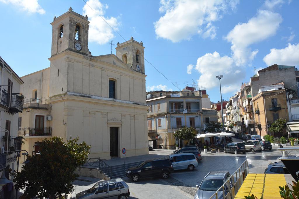 Casa Eleonora Apartment Campofelice Di Roccella Bilik gambar