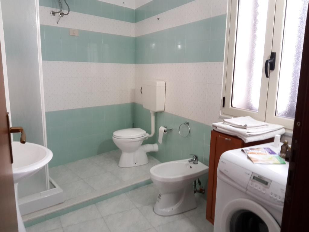 Casa Eleonora Apartment Campofelice Di Roccella Luaran gambar