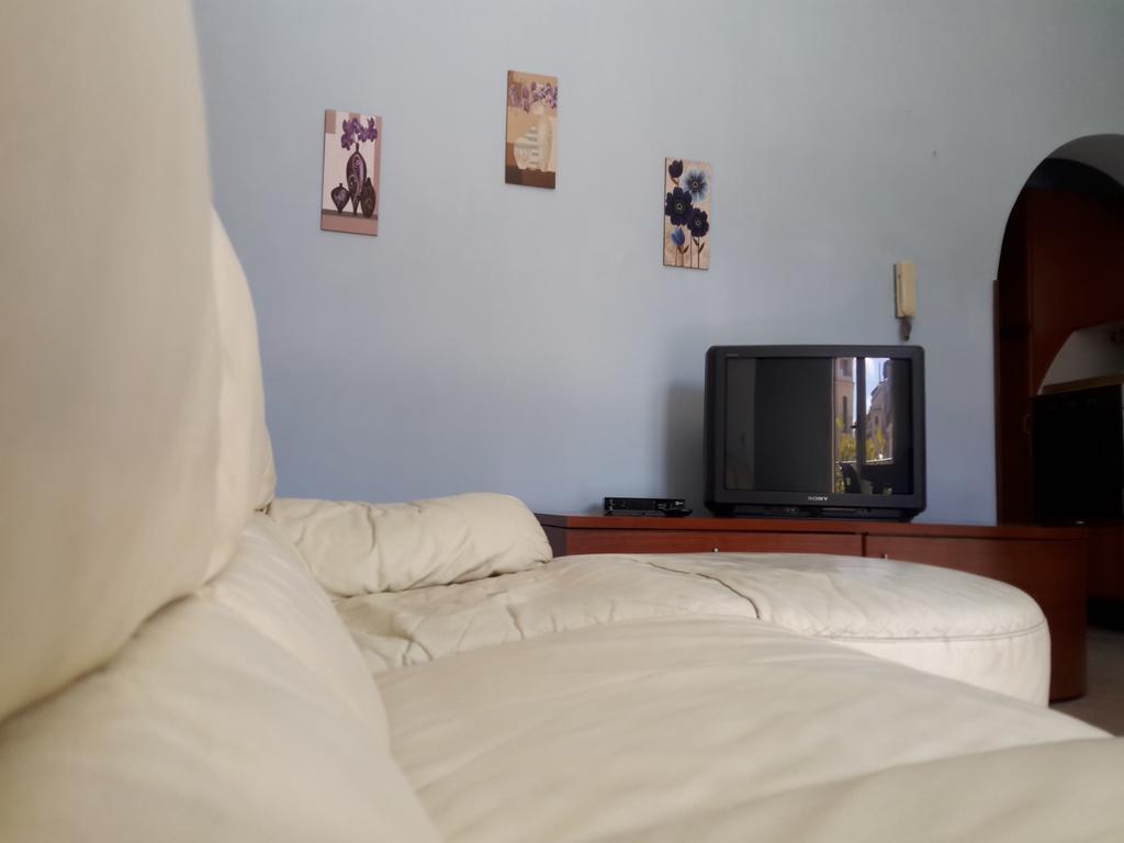 Casa Eleonora Apartment Campofelice Di Roccella Luaran gambar