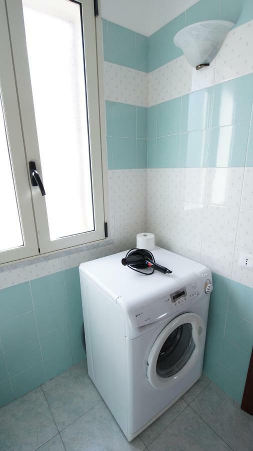 Casa Eleonora Apartment Campofelice Di Roccella Luaran gambar